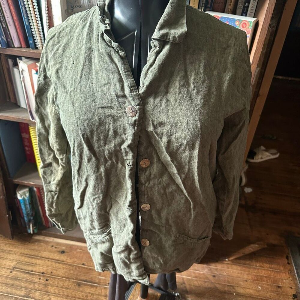 Chicoβs linenβbutton down textured flowy artsy XL blouse